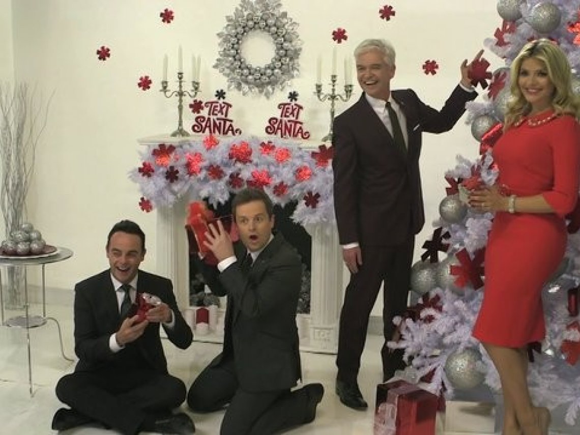 'We've designed our own Christmas hats!' - Video - Ant & Dec1140 x 855